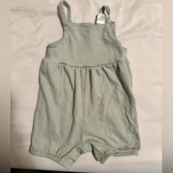 Baby Girls shirts, rompers, and dresses 9 months clothes - Picture 8 of 16